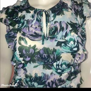 💕💕💕 5 for $20 Beautiful floral green purple blouse ruffle plus size 4XL